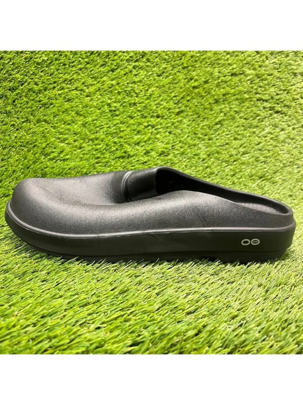 OOFOS OOcloog Clog Mens Size 11 Black Beach Outdoor Slip On Recovery Sandals